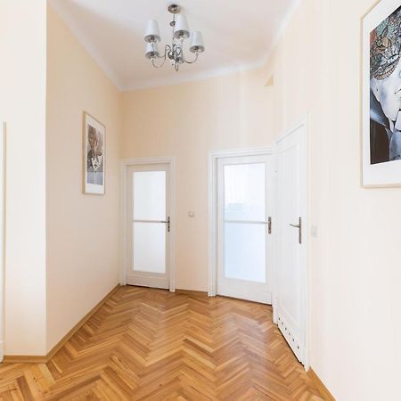 P&O Serviced Apartments Plac Konstytucji Varsovie Extérieur photo